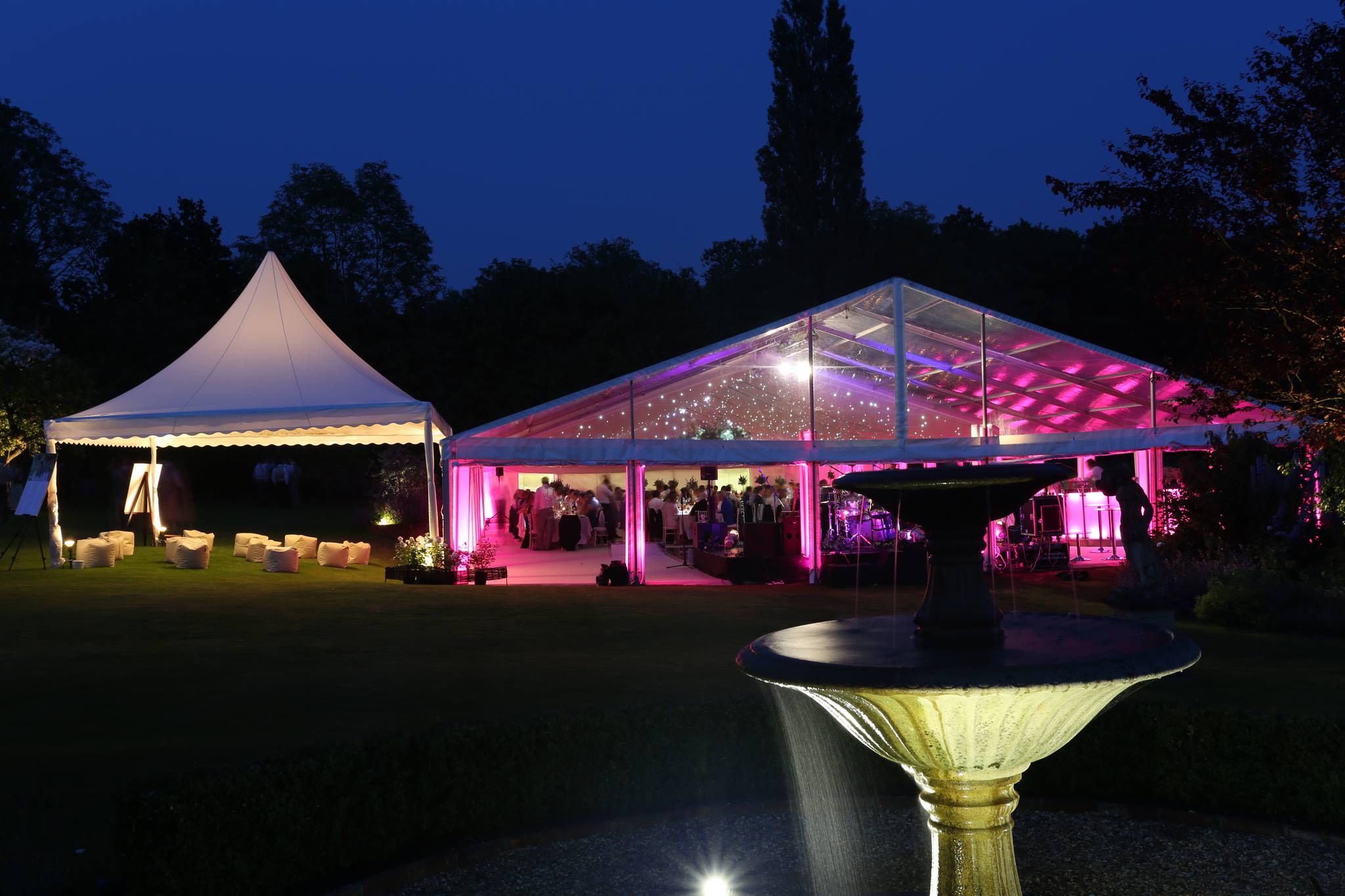 http://www.carpa-tent.com/data/images/case/20181031140735_211.jpg