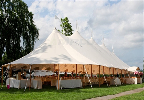 草坪宴会婚礼帐篷